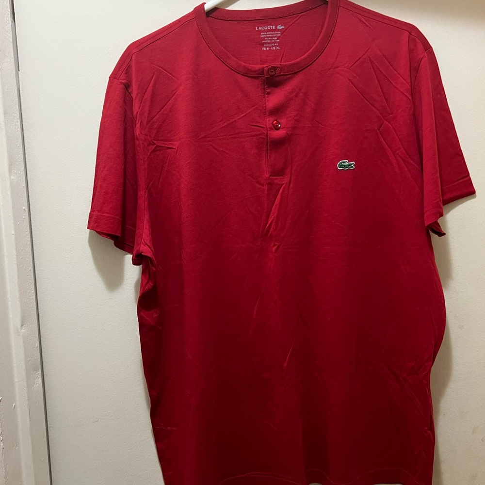 Lacoste t shirt short sleeve. Size XL. Slim-fit.Wore one time. Color red